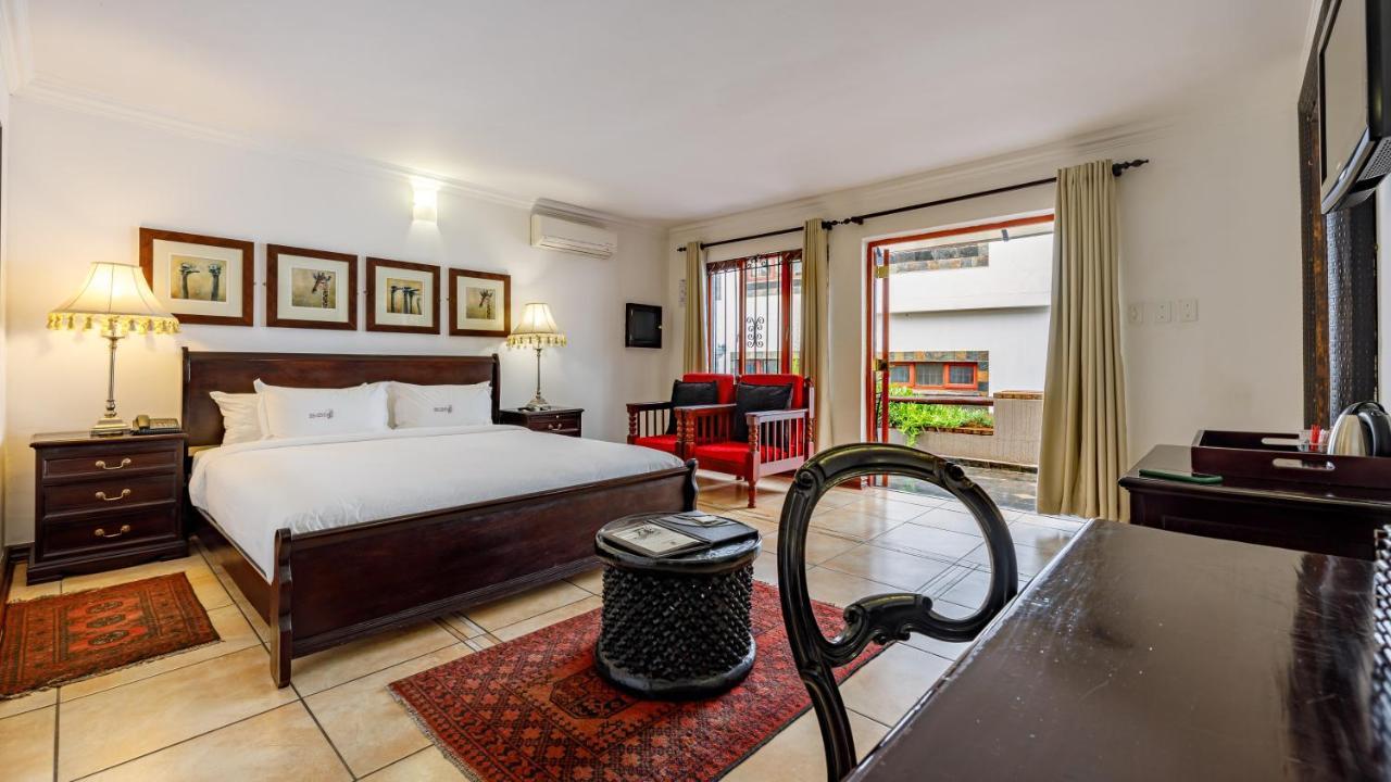 Zulu Nyala Country Manor Hotel Johannesburg Exterior photo