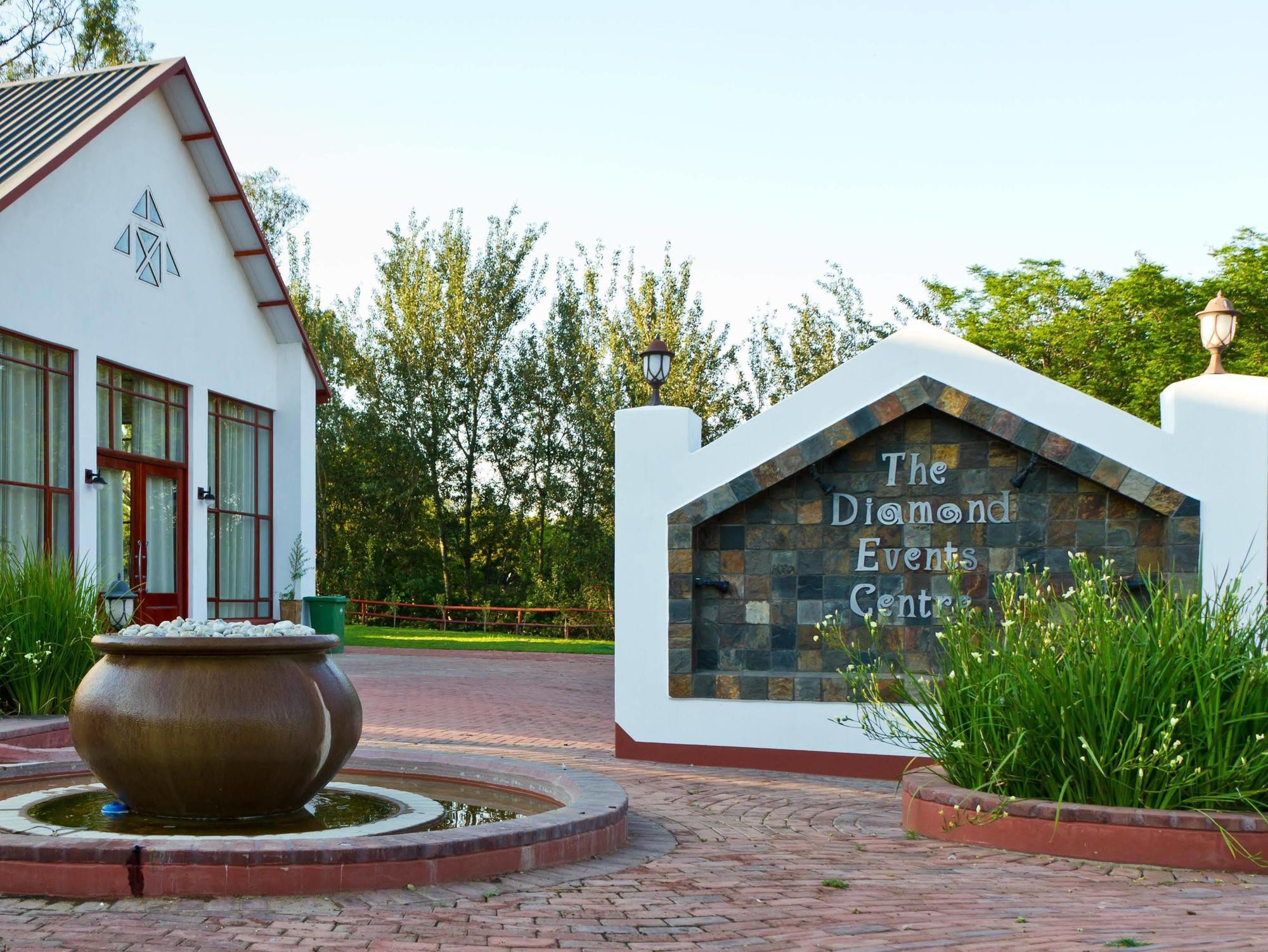 Zulu Nyala Country Manor Hotel Johannesburg Exterior photo
