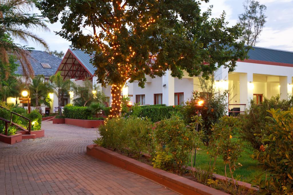 Zulu Nyala Country Manor Hotel Johannesburg Exterior photo